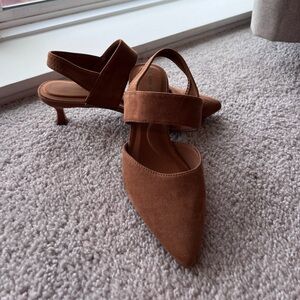 Anne Klein Tan Sued Heels